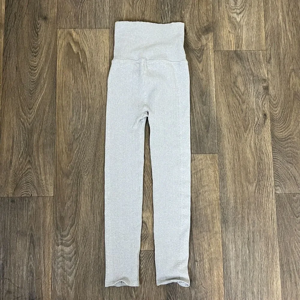 Free People Movement Women's Size XS Gray Good Karma 7/8 Ribbed Leggings Workout